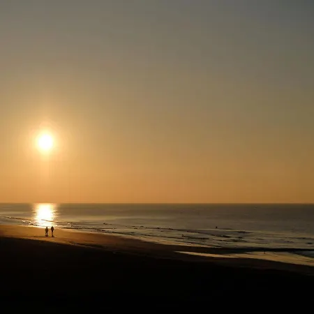 Stijlvolle En Lichtrijke Design Penthouse Met Prachtig Uitzicht Te Wenduine Lägenhet De Haan